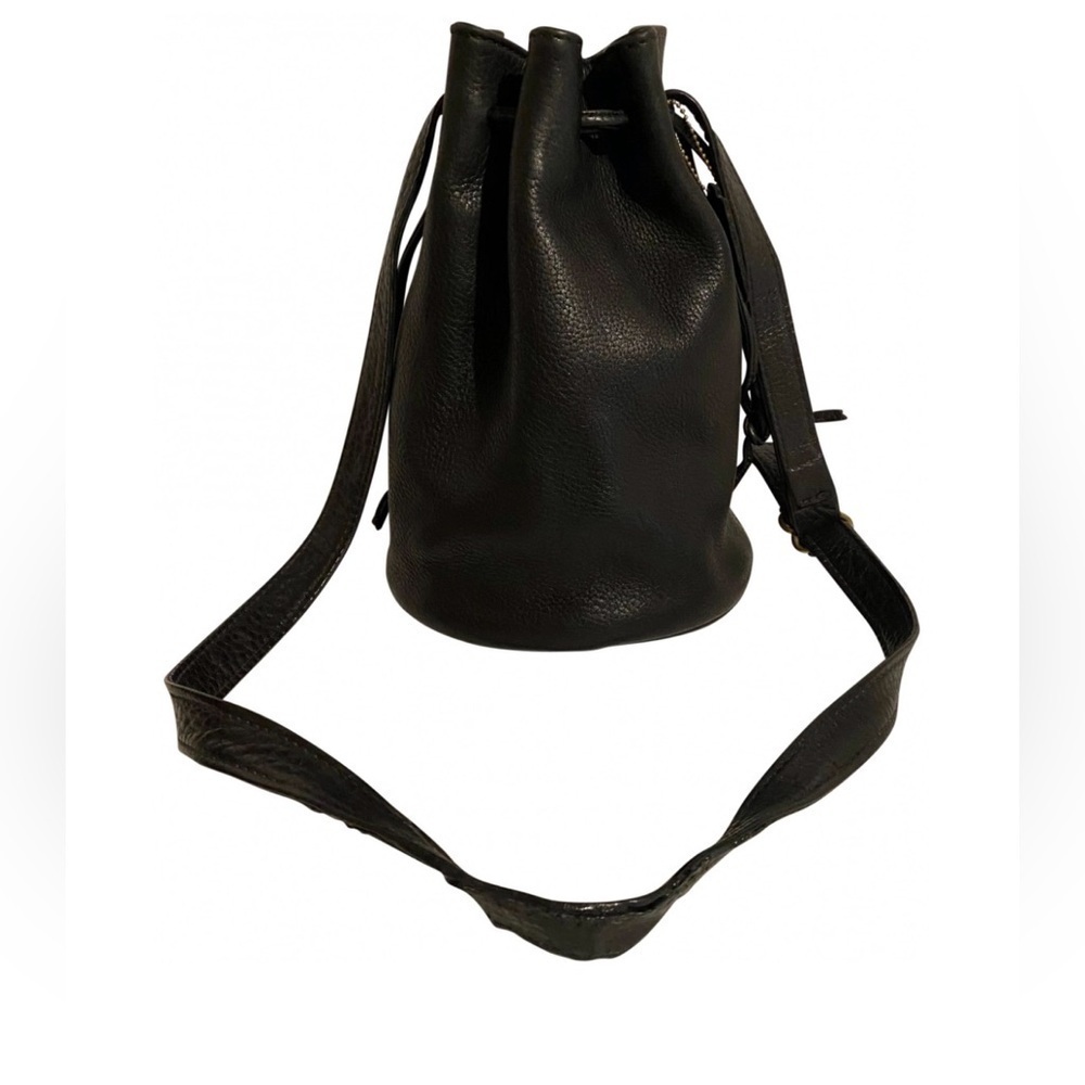 Coach vintage black leather crossbody handbag